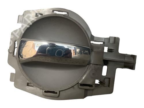 Used Front left interior door handle Front left interior door handle 28724196 28724196
