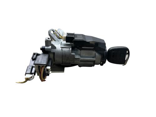 ignition-barrel-toyota-yaris-_p1_-1999-2000-2001-2002-2003-2004-2005-25497143 main image