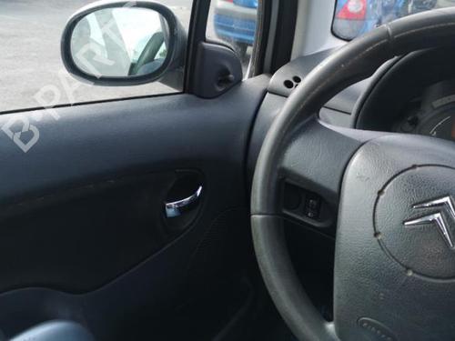 Front left quarter glass CITROËN C3 I (FC_, FN_) 1.1 i | BP25532568C111 