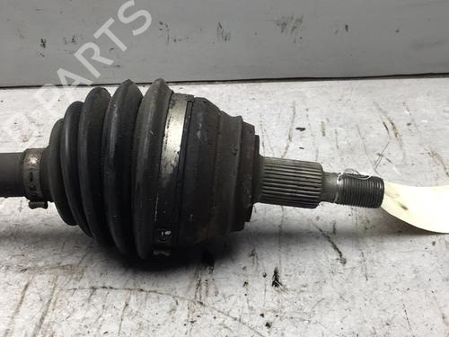 Transmisión delantera izquierda VW BORA I (1J2) 2.3 V5 (150 hp) 25521759