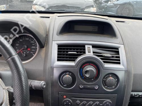 Instrument cluster RENAULT MEGANE II Estate (KM0/1_) 1.5 dCi (KM16, KM1E) | BP25570533C47 