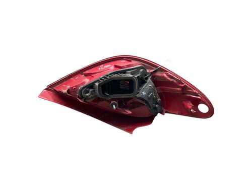 Used Right taillight Right taillight 37624209 37624209