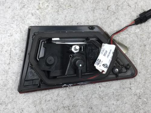 Venstre baglygte bagklap RENAULT CLIO IV (BH_) 1.5 dCi 75 (75 hp) 25551579