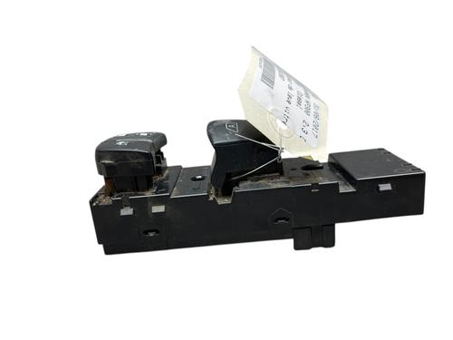 Left front window switch NISSAN NAVARA NP300 Pickup (D23, D23T) 2.3 dCi 4x4 (D231) | BP28622193I27