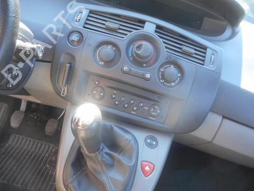 Høyre bak utvendig håndtak RENAULT SCÉNIC II (JM0/1_) 1.5 dCi (JM02, JM13) | BP25582159C130 