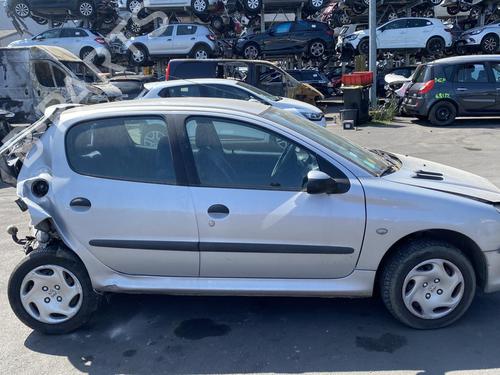 Drivaksel fortil Højre PEUGEOT 206 Hatchback (2A/C) 1.6 i | BP25572964M39 