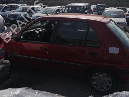 Right taillight PEUGEOT 106 II (1A_, 1C_) 1.4 i | BP25524051C35 