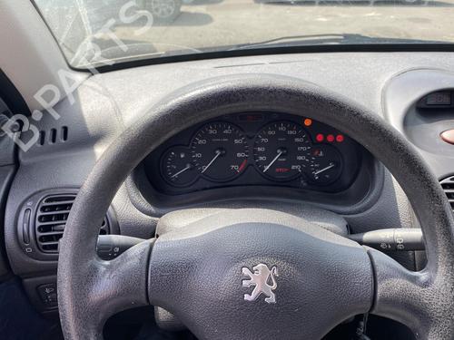 Faro izquierdo PEUGEOT 206 Hatchback (2A/C) 1.1 i | BP25514631C28 