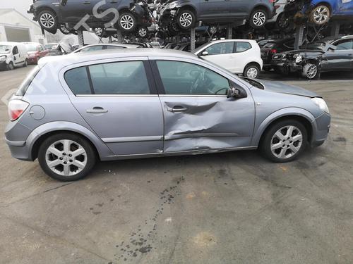 Højre baglygte OPEL ASTRA H (A04) 1.9 CDTI (L48) | BP25584889C35 