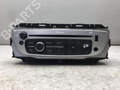 Radio RENAULT TWINGO II (CN0_) 1.2 16V (CN04, CN0B) | BP25551973E6 