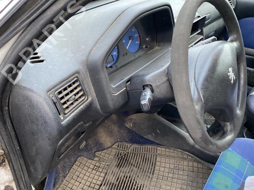 Front right seatbelt PEUGEOT 106 II (1A_, 1C_) 1.1 i | BP25510185I25