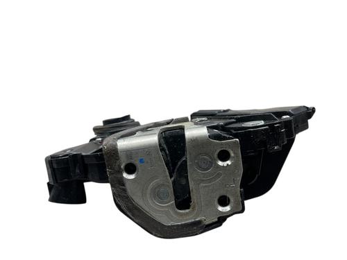front-left-lock-toyota-prius-liftback-_w2_-2003-2004-2005-2006-2007-2008-2009-2010-29596677 main image