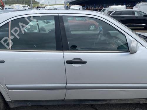 Left tailgate light MERCEDES-BENZ E-CLASS (W210) E 200 (210.035) | BP25507903C79  - Image 25