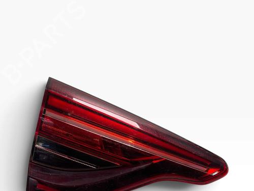 left-tailgate-light-renault-clio-v-b7_-2019-40031007 main image