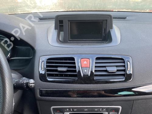 Climate control RENAULT MEGANE III Hatchback (BZ0/1_, B3_) 1.5 dCi (BZ09, BZ0D, BZ1W, BZ29, BZ14) | BP25575022I5 