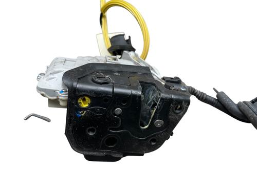 rear-left-lock-audi-a6-c6-4f2-2004-2005-2006-2007-2008-2009-2010-2011-25545533 main image