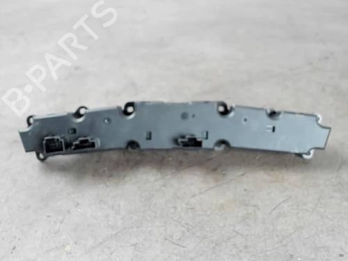 Used Warning switch MERCEDES-BENZ S-CLASS (W220, V220) S 320 CDI (220.026, 220.126) (197 hp) 25523932