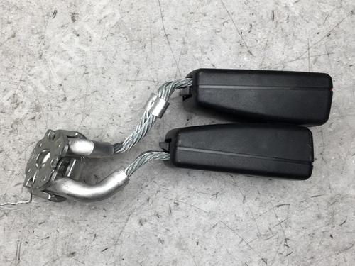 Used Seat buckle VW GOLF VI (5K1) 1.4 TSI (122 hp) 25581219