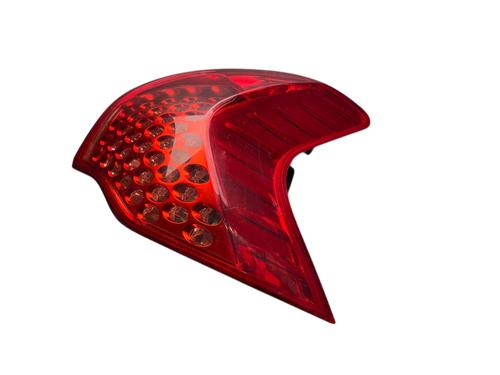 Used Right taillight PEUGEOT 3008 I MPV (0U_) 1.6 HDi (112 hp) 29899964