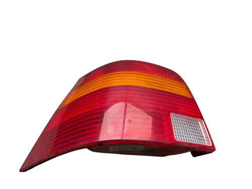 Feu arrière gauche VW GOLF IV (1J1) 1.9 TDI (90 hp) 30520945