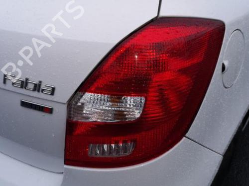 Right taillight SKODA FABIA II (542) 1.6 TDI | BP25585553C35 