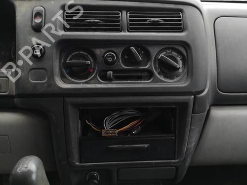 Seat buckle MITSUBISHI PAJERO SPORT I (K7_, K9_) 2.5 TD (K94W, K74T) | BP25525400I32 