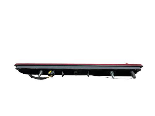 Third brake light PEUGEOT 5008 II (MC_, MJ_, MR_, M4_) 1.2 THP (MRHNYH, MRHNYW, MRHNSJ, MRHNSU, MRHNSM) | BP28381982L11 