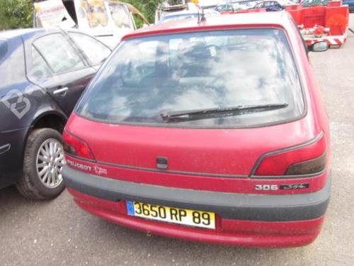 Right front door PEUGEOT 306 Hatchback (7A, 7C, N3, N5) 1.4 | BP25536479C3