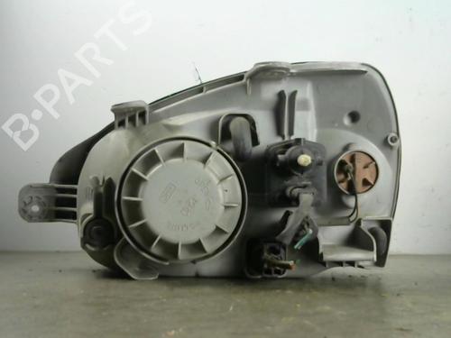 Right headlight HYUNDAI SANTA FÉ I (SM) 2.0 CRDi | BP25577023C29 