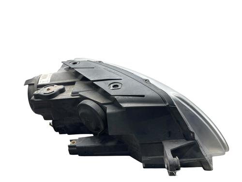 Left headlight VW PASSAT B6 (3C2) 1.9 TDI | BP25933582C28 