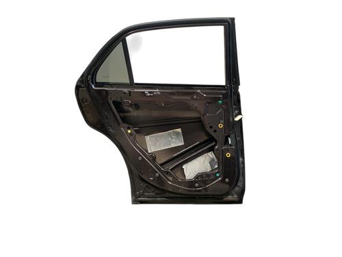 left-rear-door-lancia-thema-lx_-2011-2012-2013-2014-25550454 main image