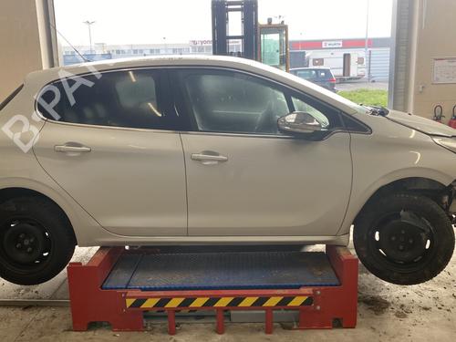 Used Parts PEUGEOT 208 I (CA_, CC_) 1.2 THP 110 4936614