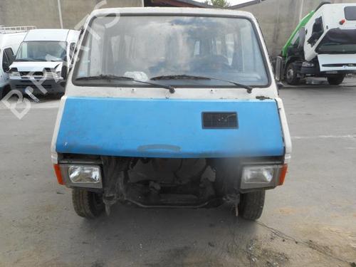 Brukte deler til RENAULT TRAFIC Bus (T_, P_, V_) 2.1 D 2501816