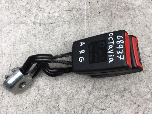 Seat buckle SKODA OCTAVIA II Combi (1Z5) 1.6 TDI | BP25515111I32 