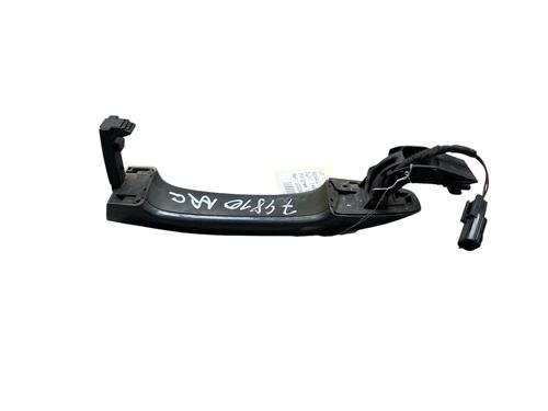 rear-left-exterior-door-handle-renault-megane-iv-hatchback-b9amn_-2015-32774330 main image