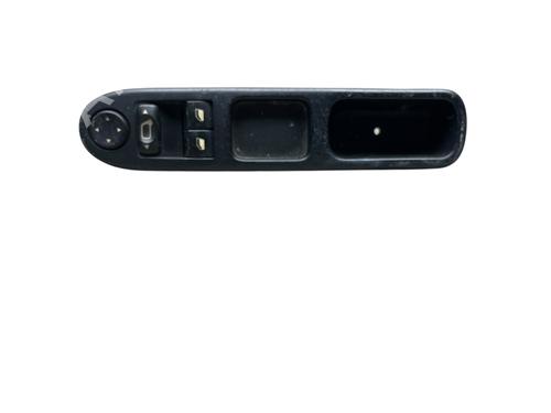 Interrupteur de vitre avant gauche PEUGEOT 307 (3A/C) 2.0 HDi 110 (107 hp) 25569259