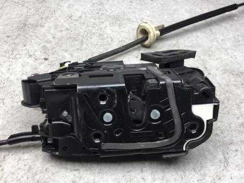 Front right lock VW GOLF VI (5K1) 1.4 TSI | BP25581211C97 