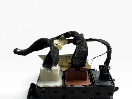 Used Left front window switch Left front window switch RENAULT SCÉNIC II (JM0/1_) 1.5 dCi (JM1E, JM16) (106 hp) 40172645 40172645