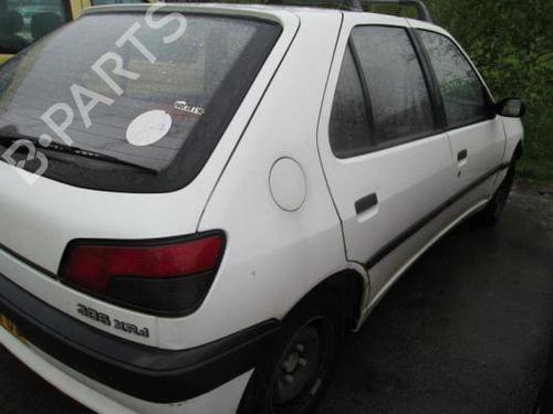 Elektronische module PEUGEOT 306 Hatchback (7A, 7C, N3, N5) 1.9 D | BP25532588M83 
