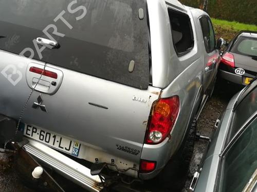 Højre forlygte MITSUBISHI L200 / TRITON (KA_T, KB_T) 2.5 DI-D 4WD (KB4T) | BP25560516C29 