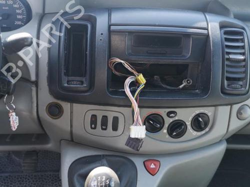 Forskærm venstre RENAULT TRAFIC II Van (FL)  | BP25559323C41  - Image 24