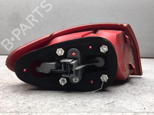 right-taillight-alfa-romeo-147-937_-2000-2001-2002-2003-2004-2005-2006-2007-2008-2009-2010-25517523 main image