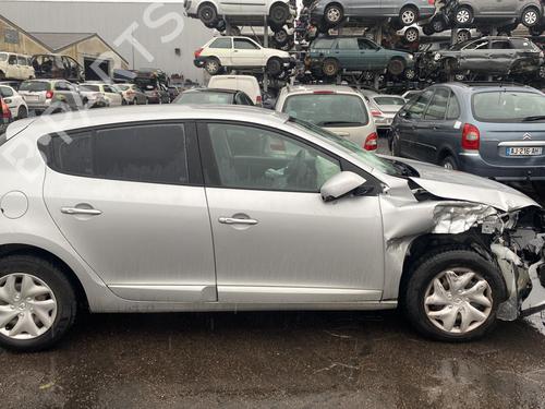 Alternator RENAULT MEGANE III Hatchback (BZ0/1_, B3_) 1.2 TCe (BZ2B, BZ11) | BP25572894M7 