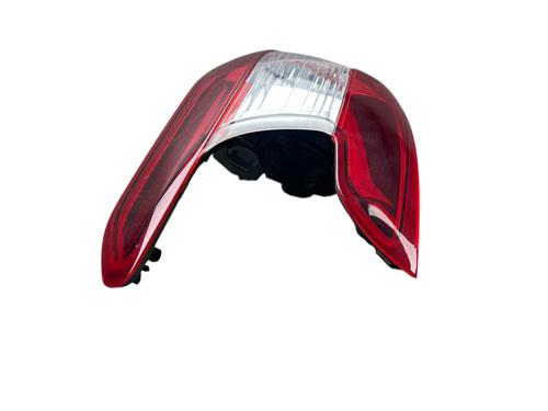 Left taillight PEUGEOT 308 II (LB_, LP_, LW_, LH_, L3_) 1.6 BlueHDi 120 | BP26901827C34 