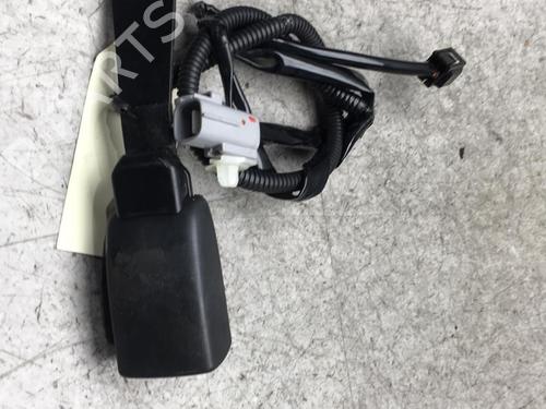 Used Seat buckle TOYOTA COROLLA Verso (ZER_, ZZE12_, R1_) 2.2 D-4D (AUR10_, AUR10R) (136 hp) 25534026