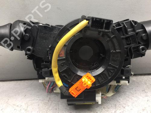 Used Steering column stalk TOYOTA YARIS (_P9_) 1.3 VVT-i (SCP90_, SCP90R) (87 hp) 25515095
