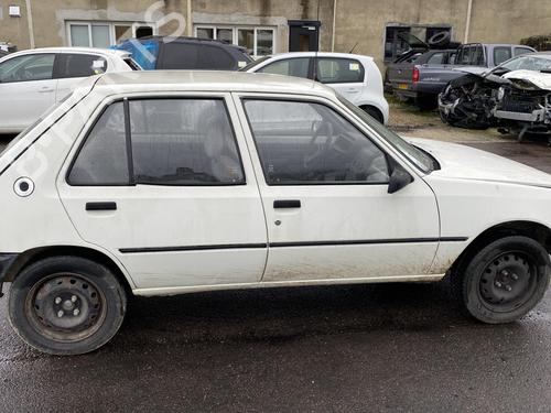 Left front door PEUGEOT 205 II (20A/C) 1.1 | BP25529344C2 