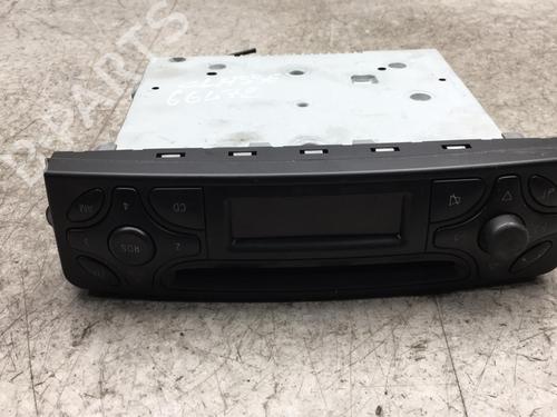 Used Radio MERCEDES-BENZ C-CLASS (W203) C 270 CDI (203.016) (170 hp) 25522255