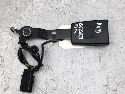 Used Seat buckle ALFA ROMEO MITO (955_) 1.3 MultiJet (955AXP1A, 955AYC1A) (95 hp) 25524902