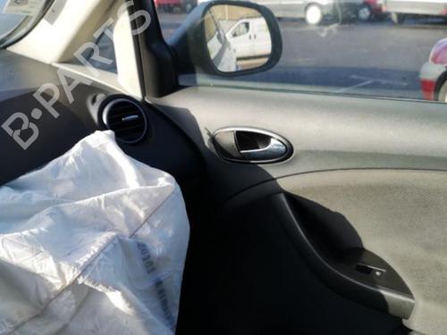 Right front driveshaft SEAT ALTEA XL (5P5, 5P8) 2.0 TDI 16V | BP25581330M39 